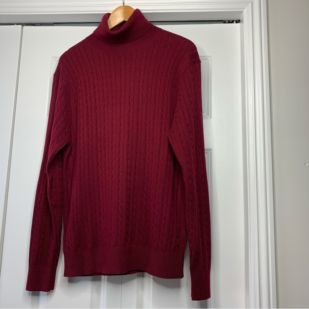 Kallspin Women’s BurgandyTurtle Neck Cable Knit Sweater Size US M